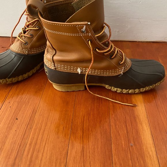 L.L. Bean Women's Original Bean Boots - Picture 4 of 5